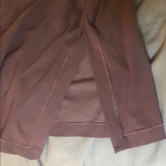 Lululemon dainty tank - Picture 4 of 7